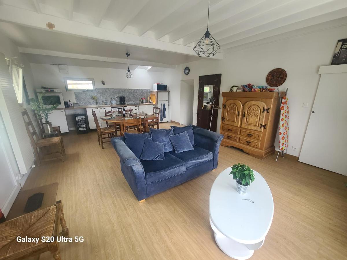 Les Chambrees Du Bac Hotel Charly-sur-Marne Екстериор снимка