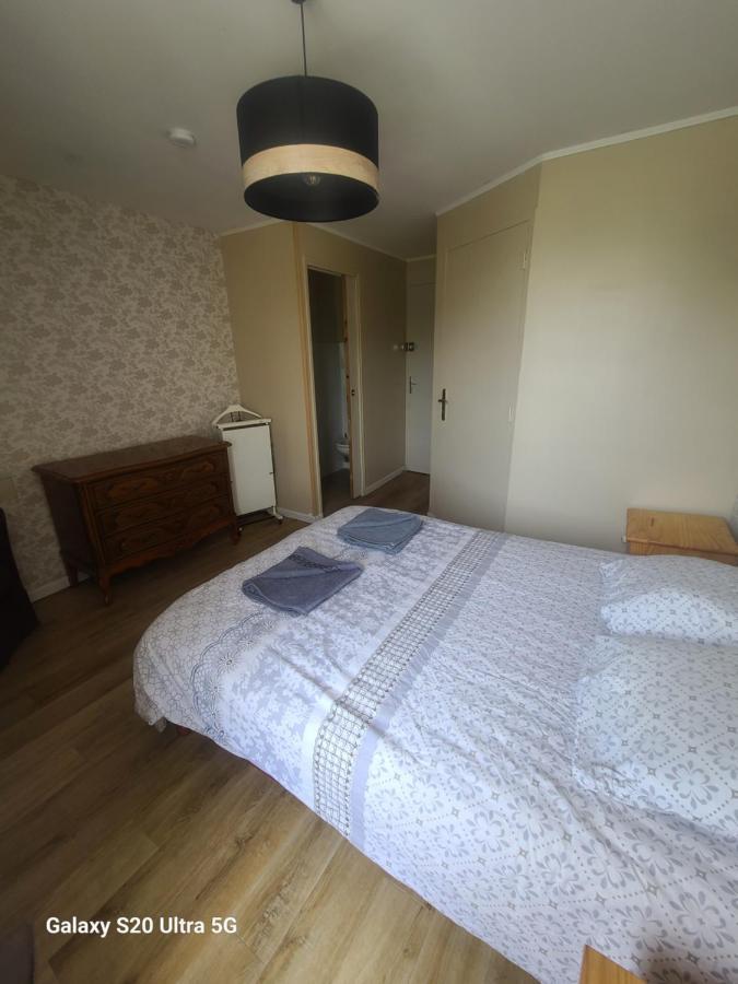 Les Chambrees Du Bac Hotel Charly-sur-Marne Екстериор снимка