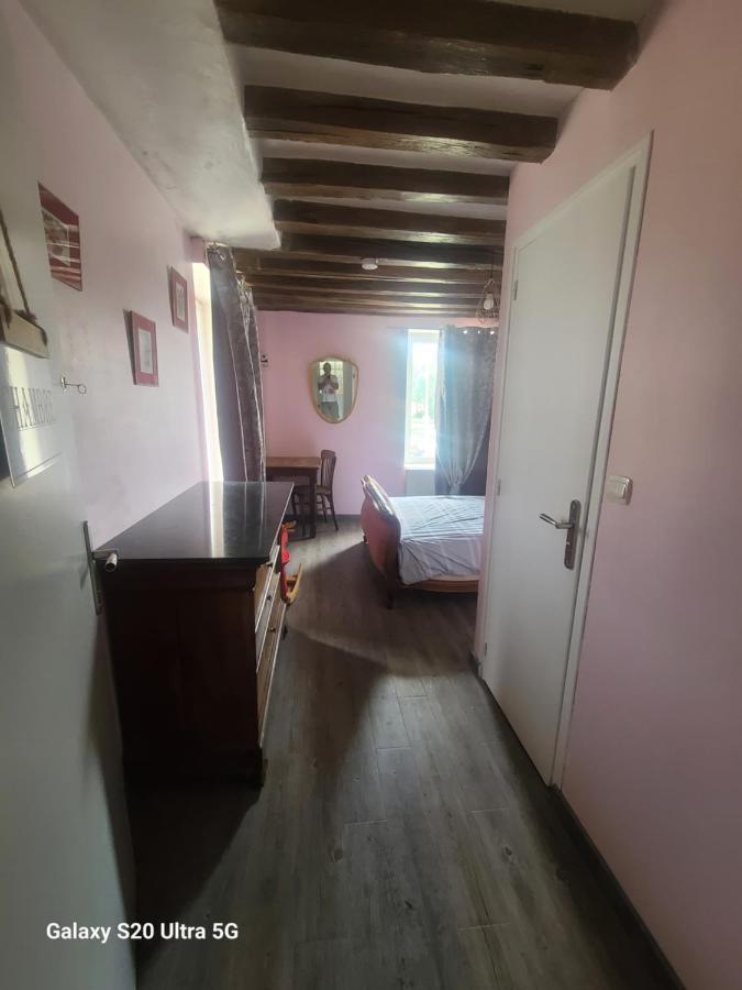 Les Chambrees Du Bac Hotel Charly-sur-Marne Екстериор снимка
